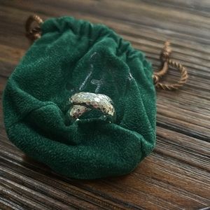 JAI Jewelry hammered texture sterling silver ring size 6